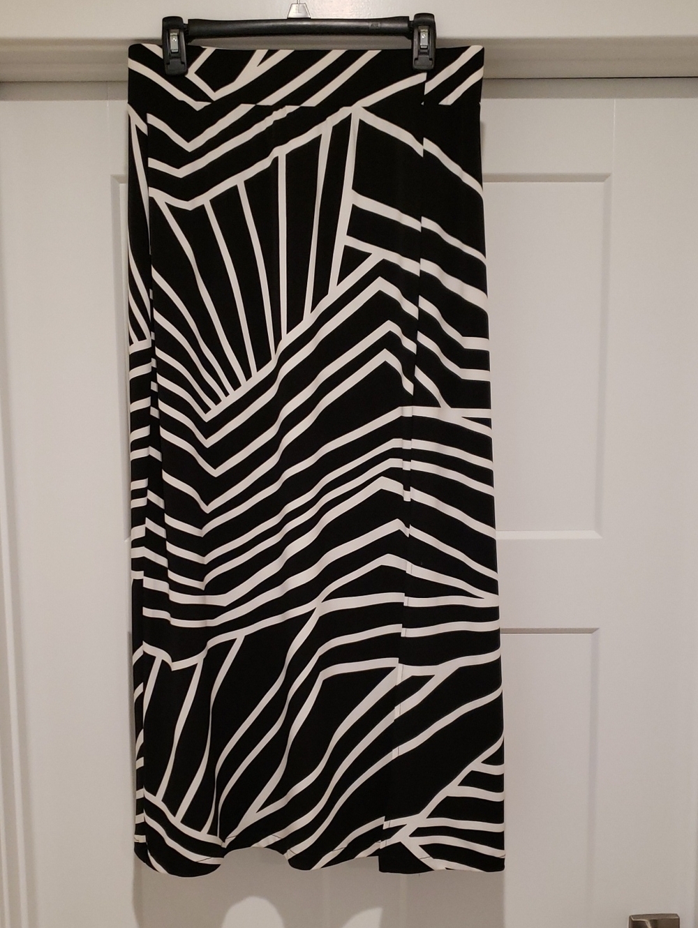 Chico's Black & White Geometric Maxi Skirt